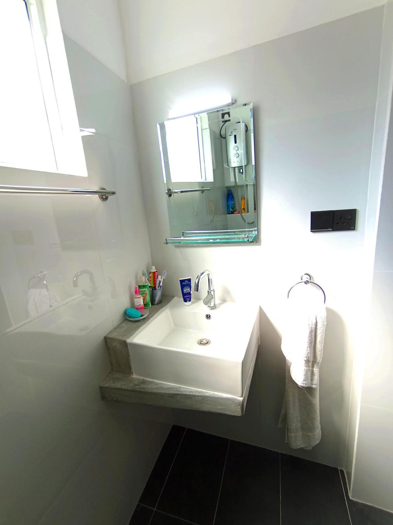 Thusara Guesthouse Мириса Екстериор снимка